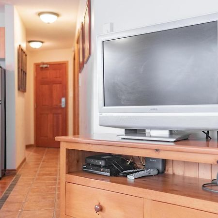 The Best Ski In Ski Out Two Bedroom Condo At Aspens Whistler Bagian luar foto