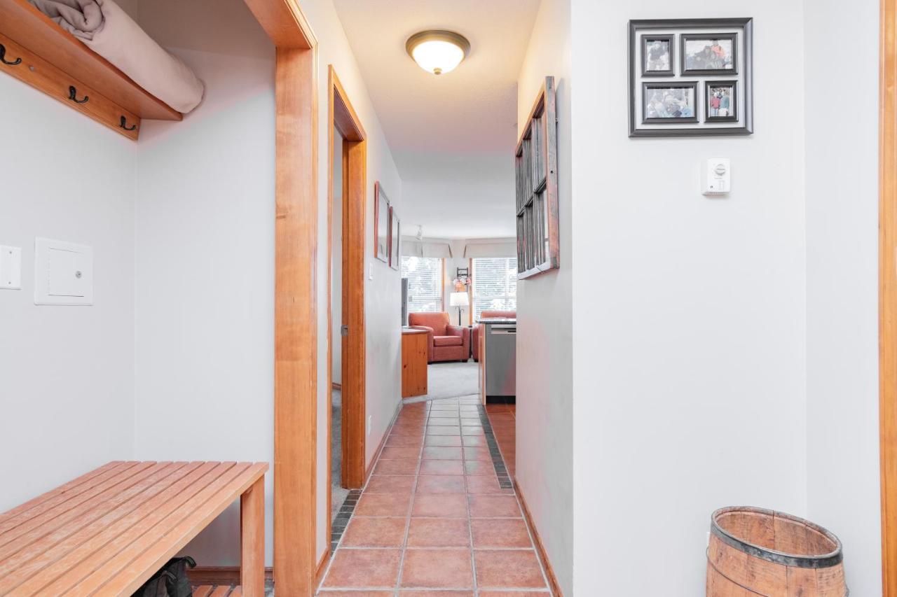 The Best Ski In Ski Out Two Bedroom Condo At Aspens Whistler Bagian luar foto