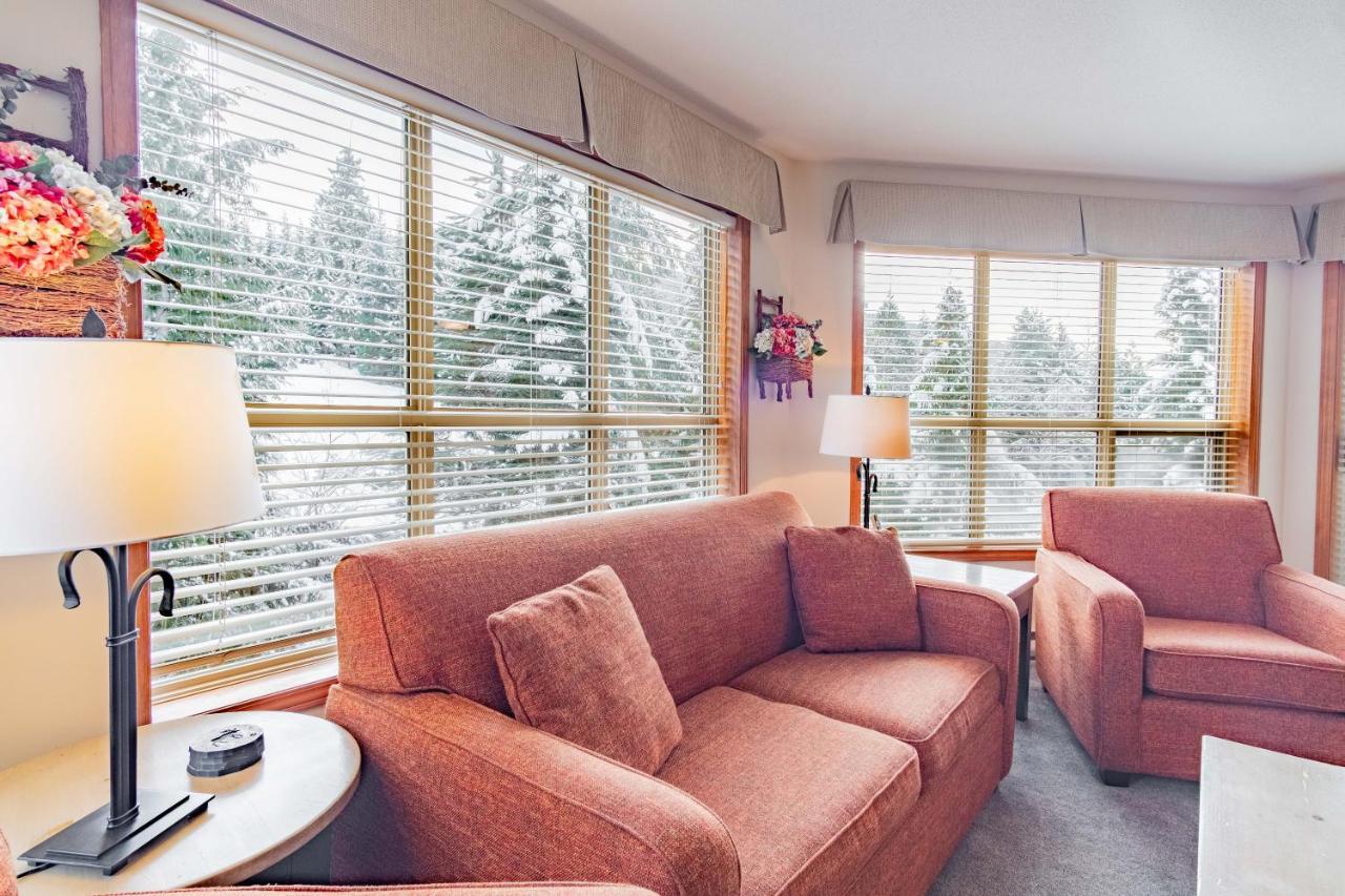 The Best Ski In Ski Out Two Bedroom Condo At Aspens Whistler Bagian luar foto