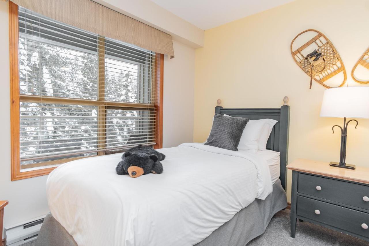 The Best Ski In Ski Out Two Bedroom Condo At Aspens Whistler Bagian luar foto